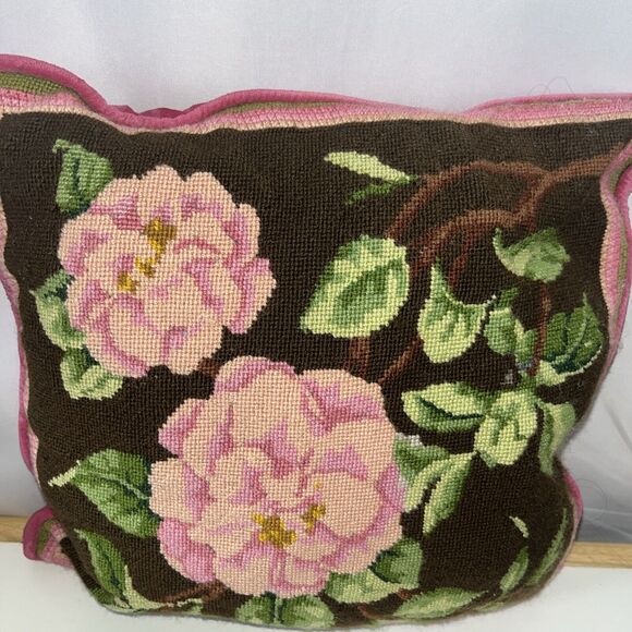 Vintage Floral Retro Nailponted Decorative Pillow 14x14 Unbranded Multicolor Zip - Picture 2 of 5